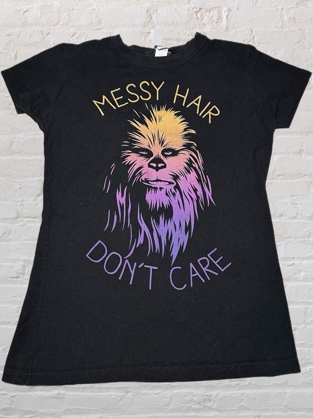 Star Wars Black Colorful Ombré Chewbacca Graphic Fitted Tee Women’s Size Small